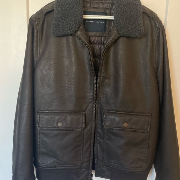 Tommy Hilfiger Faux Leather Jacket - NEVER WORN - M - Picture 2 of 8